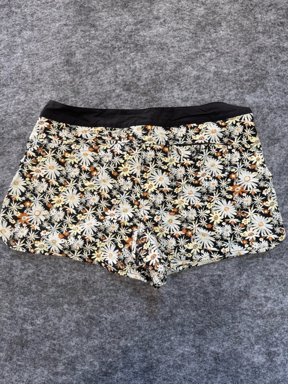Patagonia Floral Hippie Boho Swim Board Shorts Beach Vacation size 14 - Picture 3 of 3